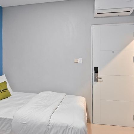 Urbanview Green Lake Sunter Residence Jakarta Bagian luar foto