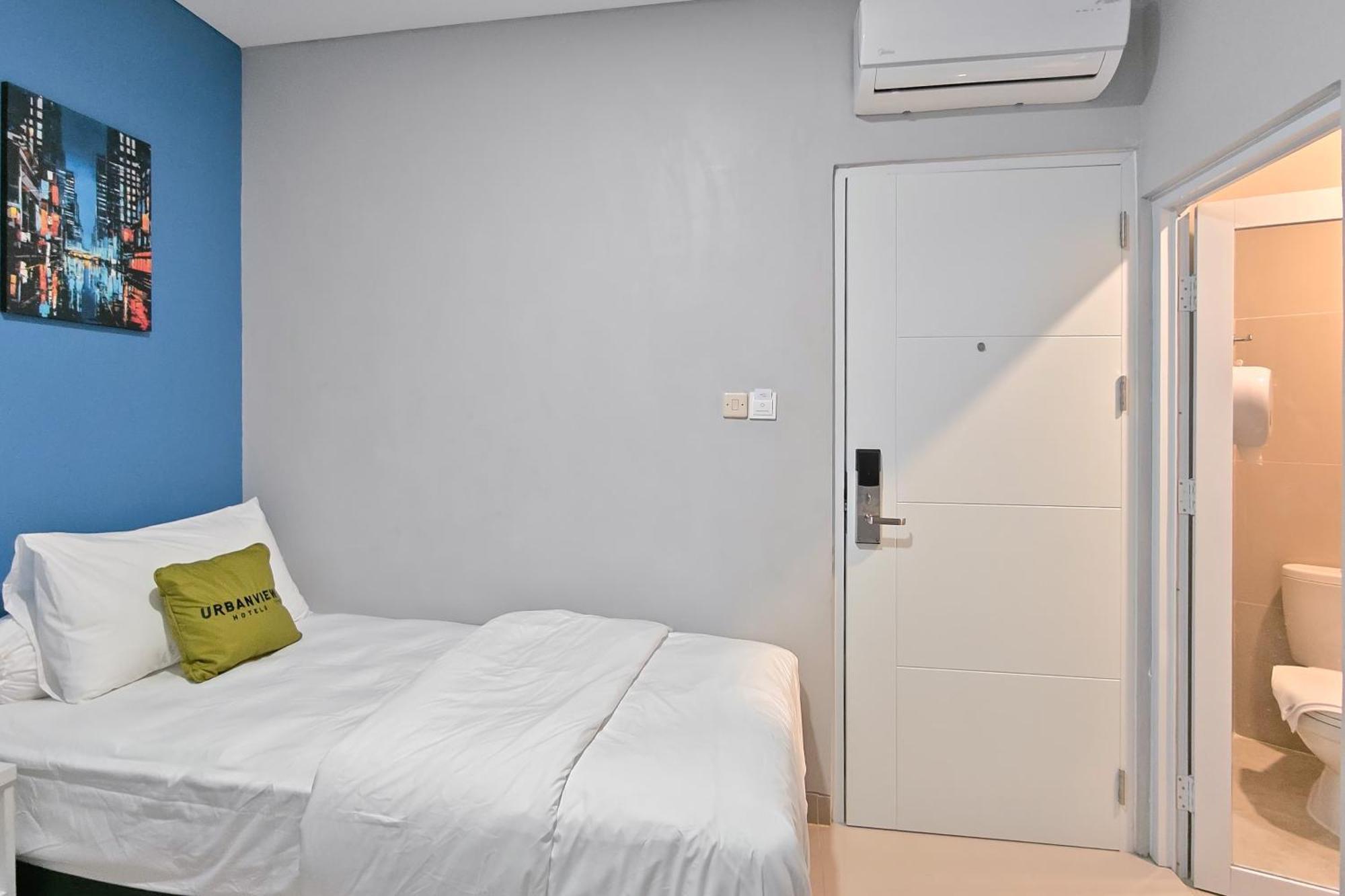 Urbanview Green Lake Sunter Residence Jakarta Bagian luar foto