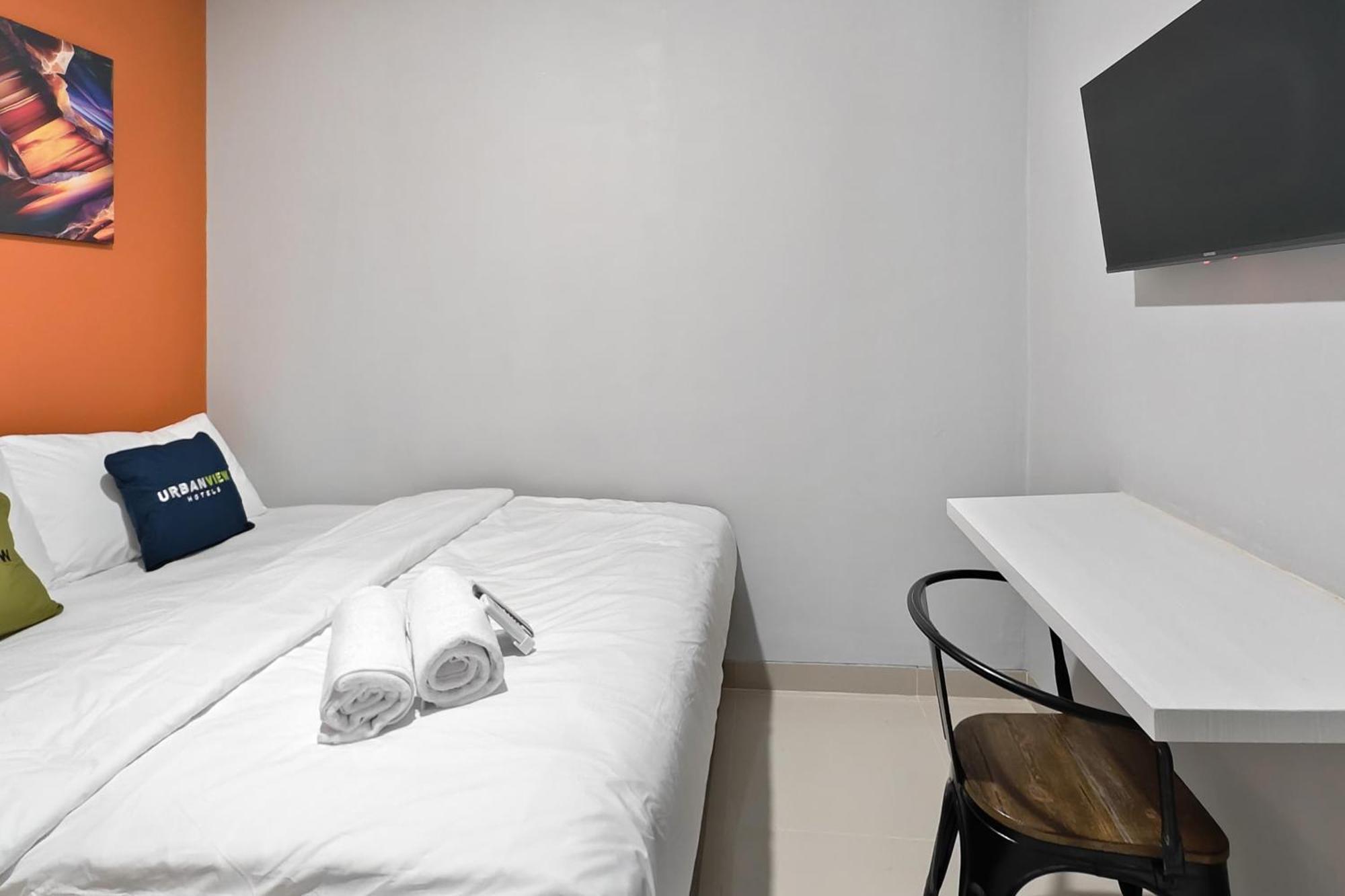 Urbanview Green Lake Sunter Residence Jakarta Bagian luar foto