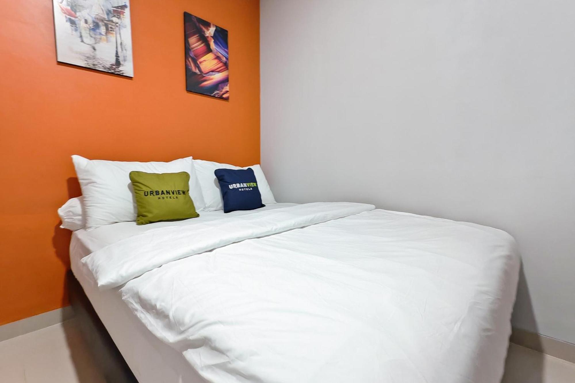 Urbanview Green Lake Sunter Residence Jakarta Bagian luar foto