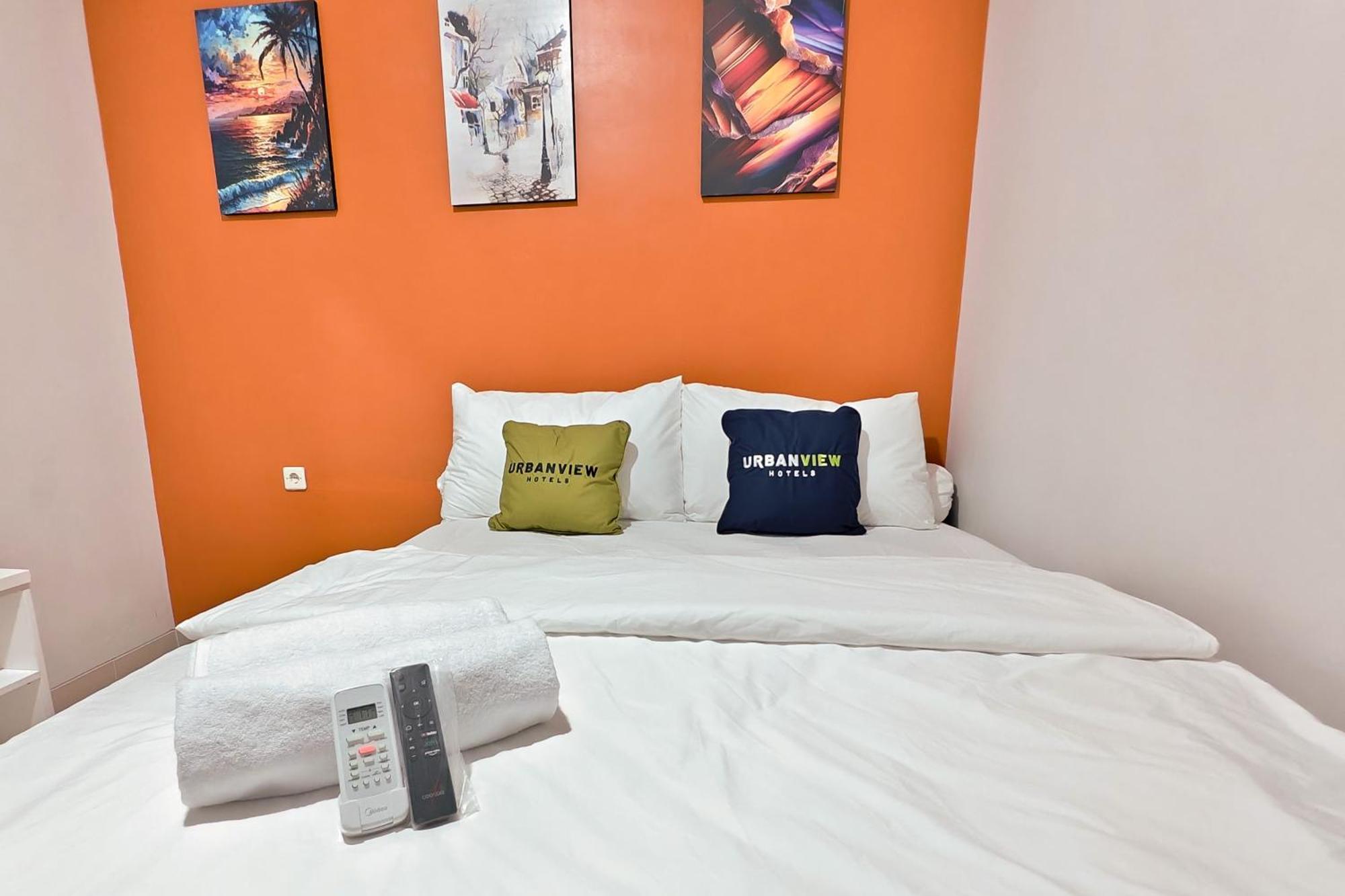 Urbanview Green Lake Sunter Residence Jakarta Bagian luar foto